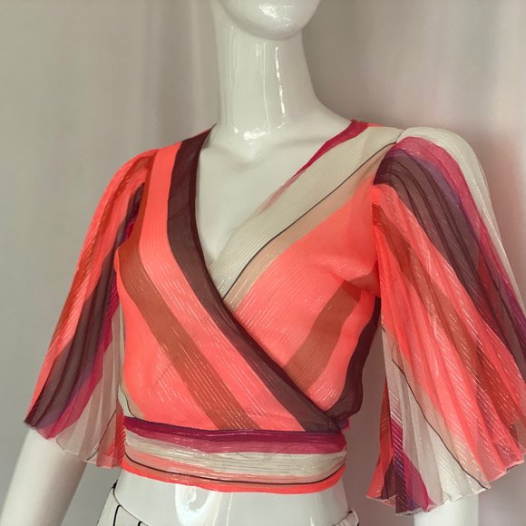 NEW SHIMMER TOP - Picture 2 of 9